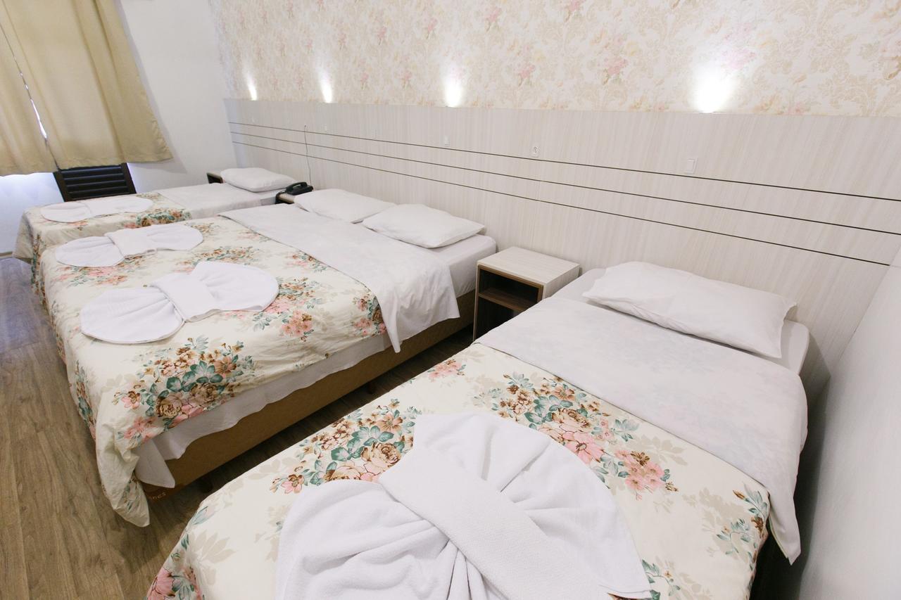 Hotel 13 Linden Treze Tílias Kültér fotó